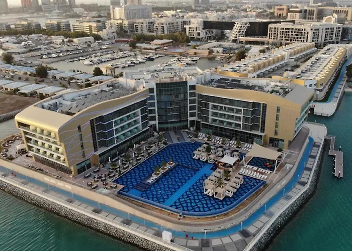 Royal M Abu Dhabi By GewanResort Hotel